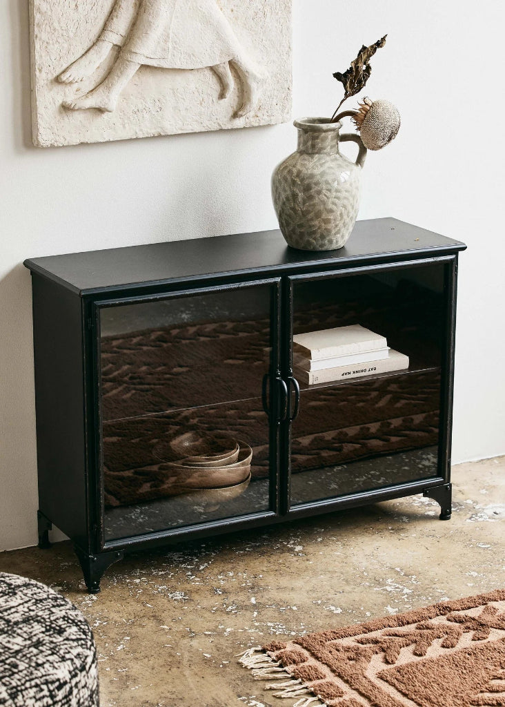 Vintage Sideboard-Vitrine industriell zwei Glastüren
