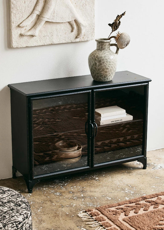 Vintage Sideboard-Vitrine industriell zwei Glastüren