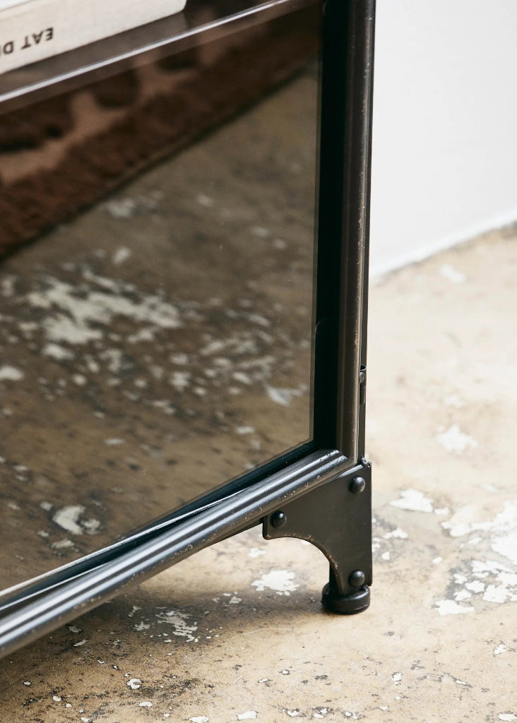 Vintage Sideboard-Vitrine industriell