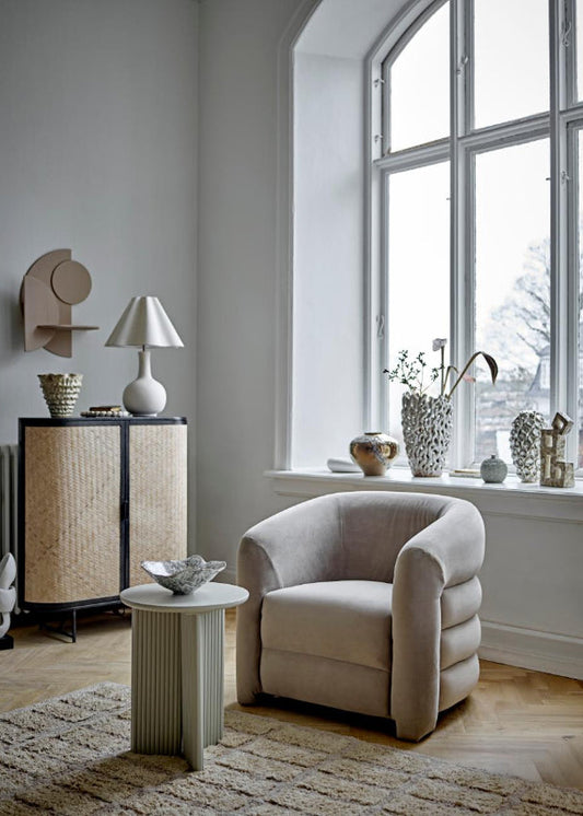 Ovaler Metall Schrank mit Bambus H 105 cm