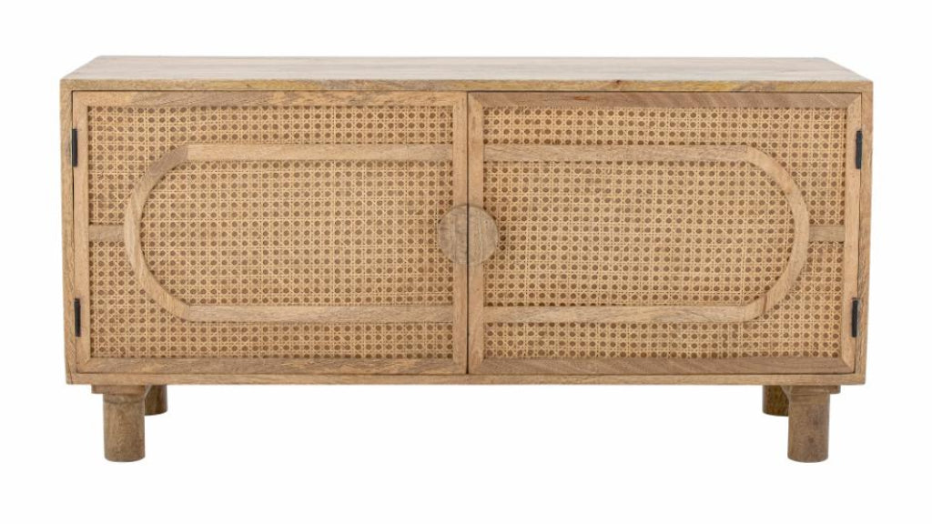 Landhaus Sideboard mit Rattan Türen aus nachhaltigem Mangoholz im hellen Vintage-Loft Stil.