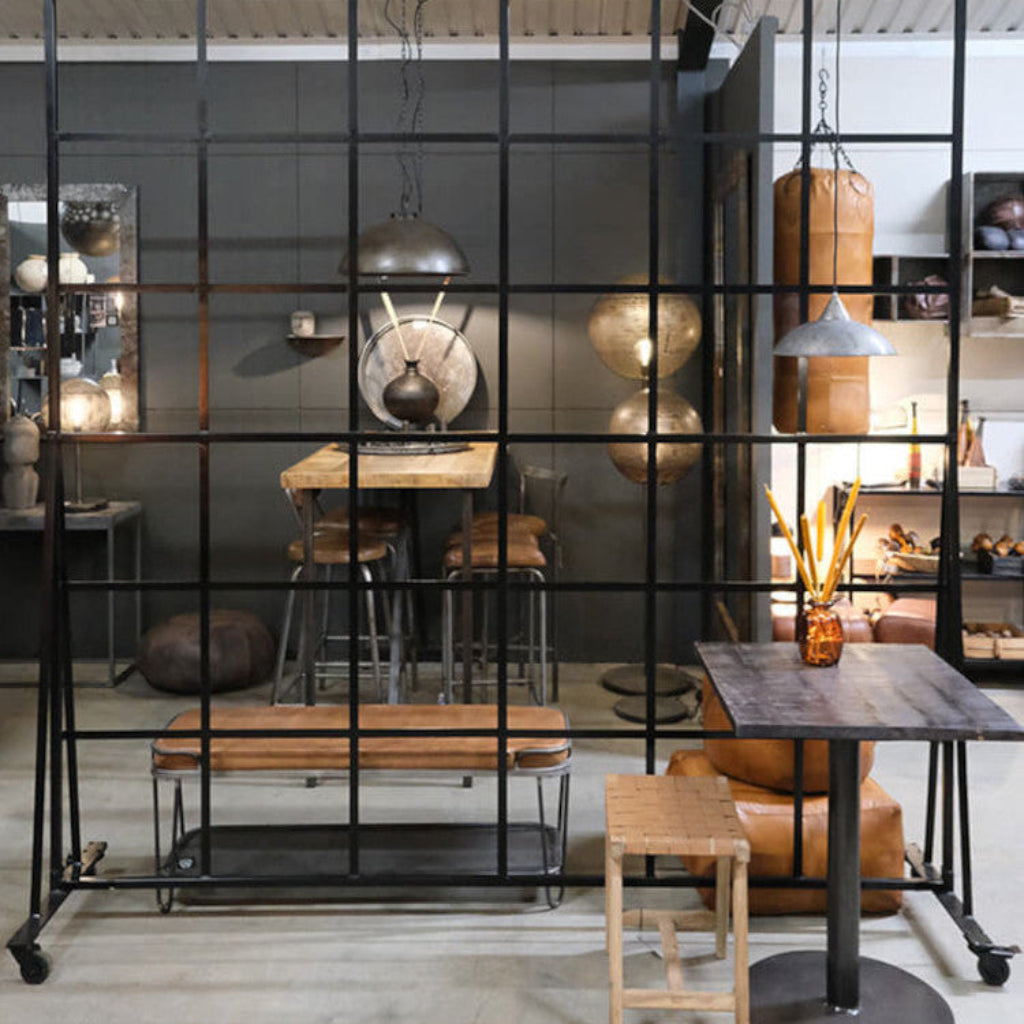 Metall Trennwand auf Rädern mit 36 Fenstern industrial Style