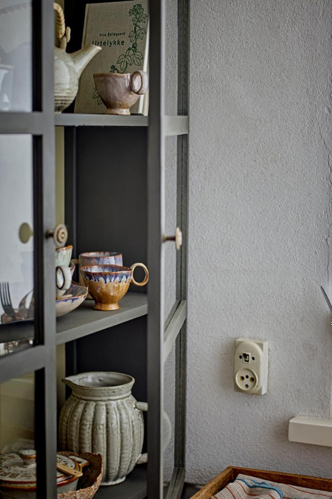 Wandvitrine grau antiker Landhausstil