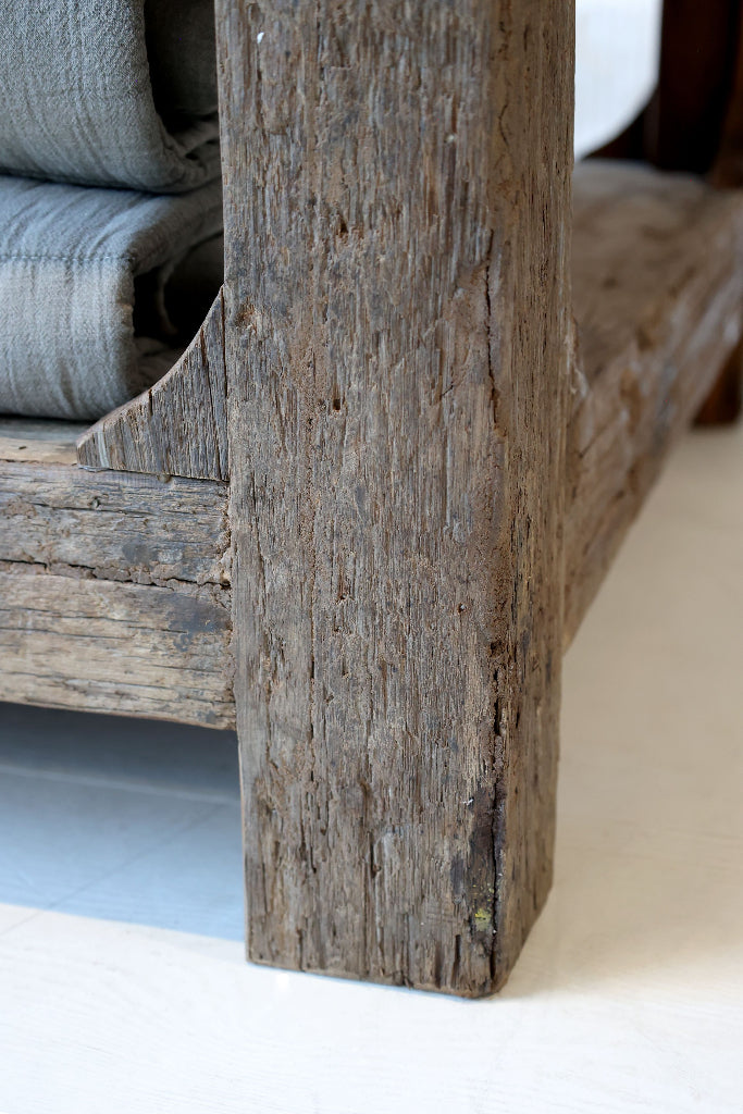 Altholz Couchtisch ELLE mit Ablage 127x76 cm natur - Altholzmöbel