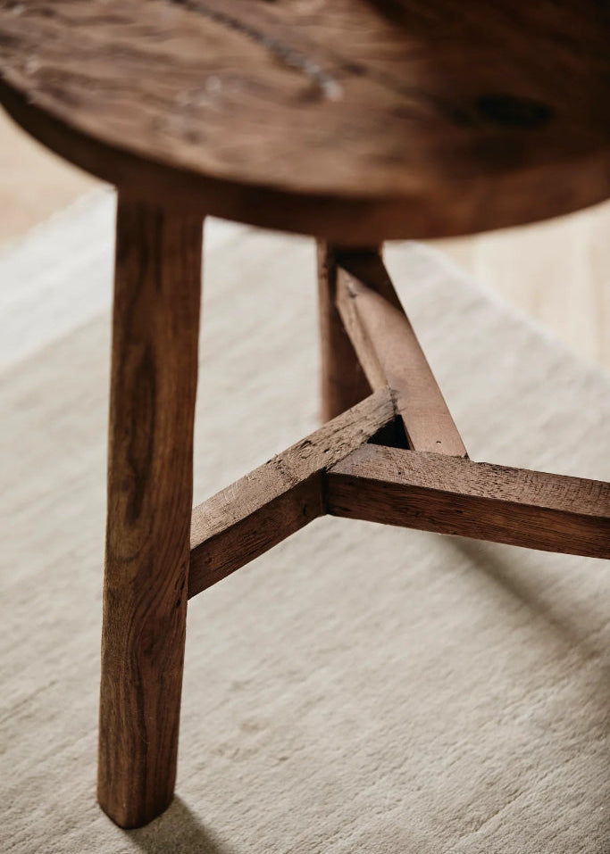 Beistelltisch altes Holz oder Hocker aus recyceltem Holz