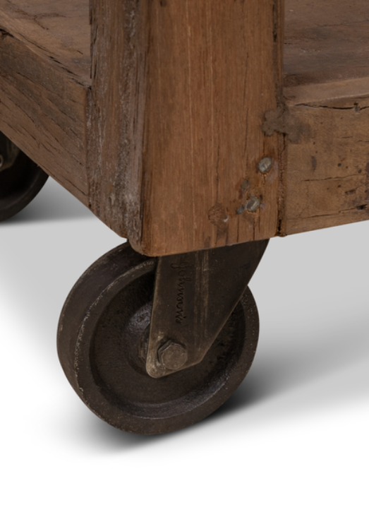 Altholz Regal ELLA auf Eisenrädern H 180 cm – industriell Landhausstil