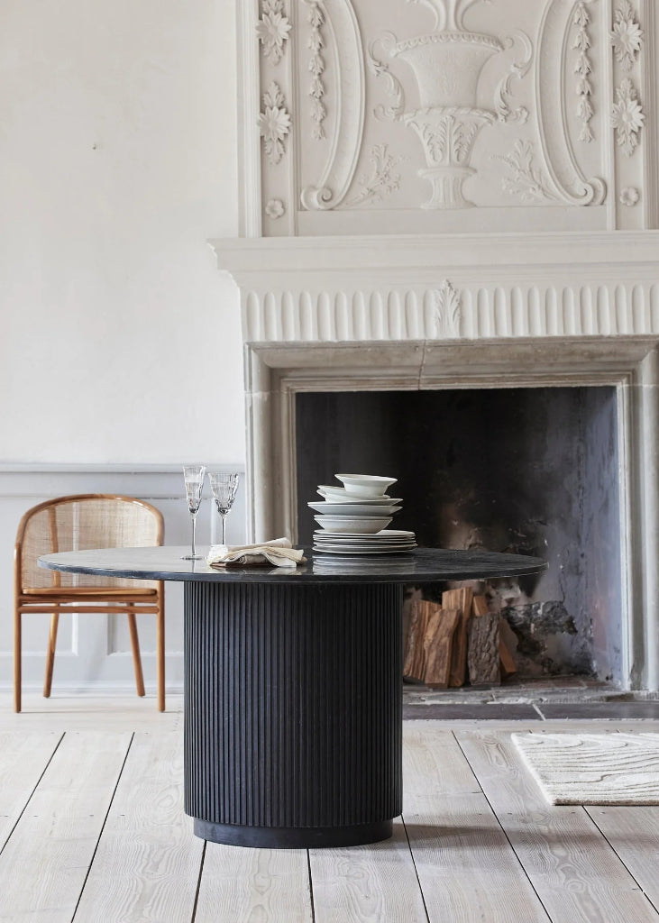 Marmor Esstisch schwarz RIA rund 140 cm - Schwarzmarmor & Holz