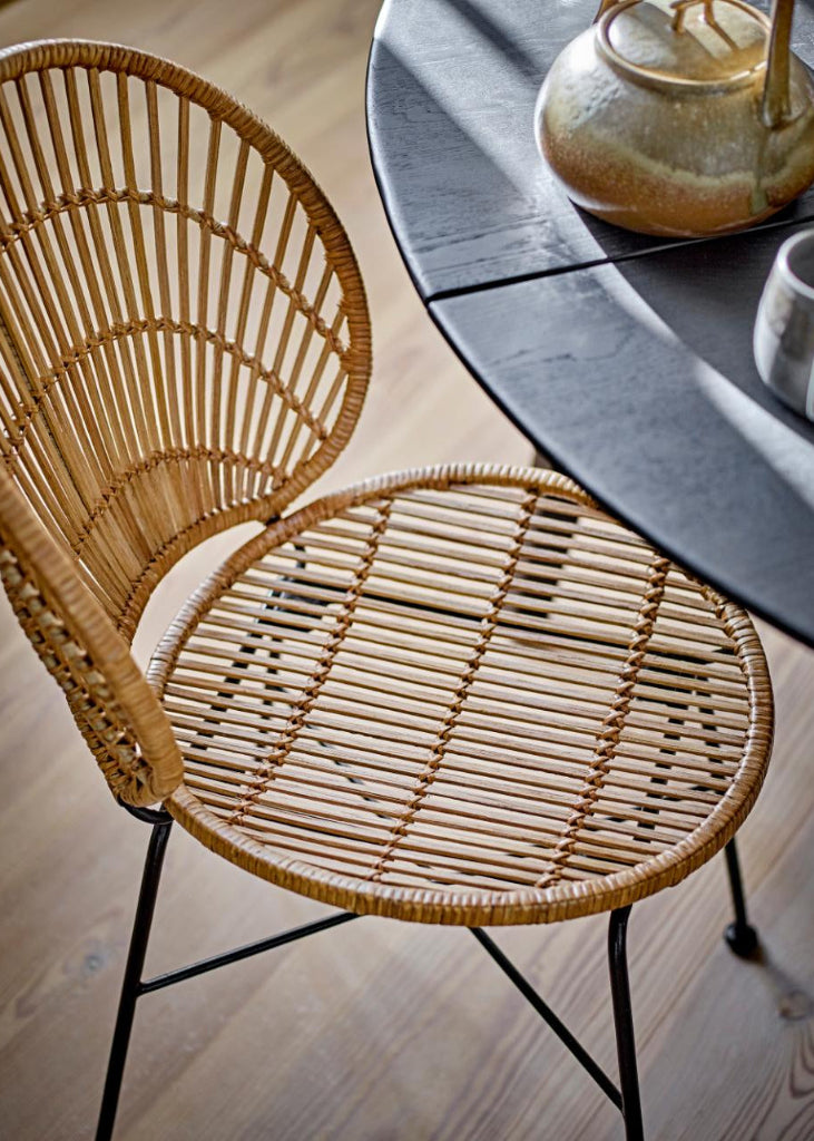 Rattan natur Esszimmerstuhl schwarze Metallbeine