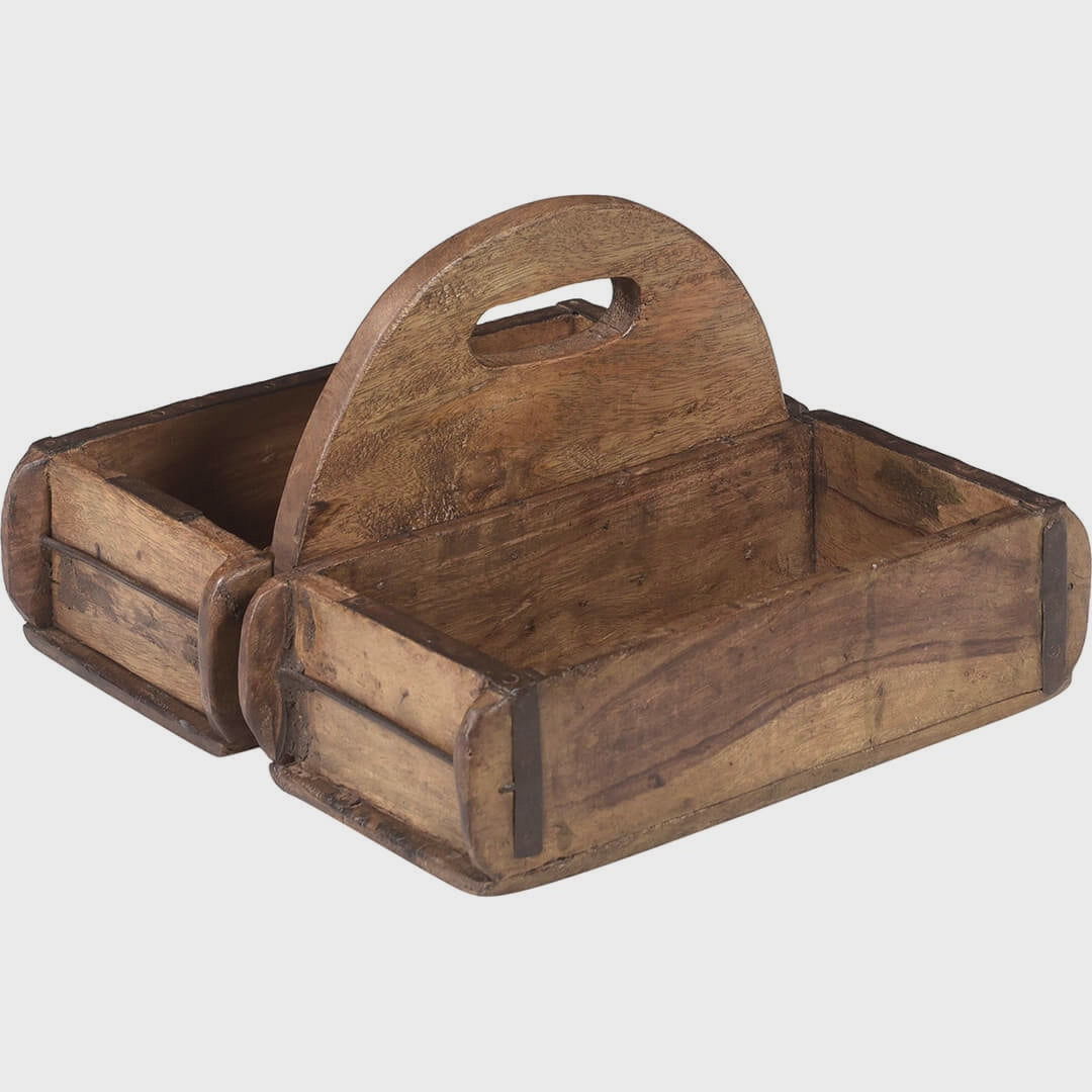Alter Holzkorb - Doppelziegel Form-Altholzmöbel