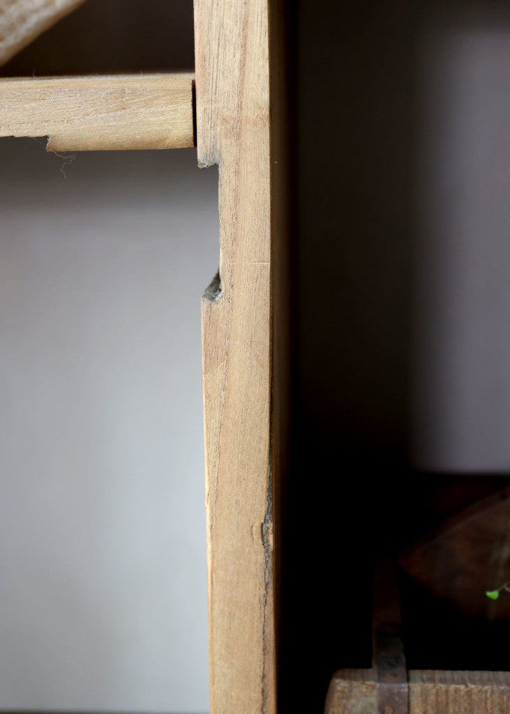 Regal Holz mit 8 versetzten Fächern H 165 x B 100 cm - modernes Design