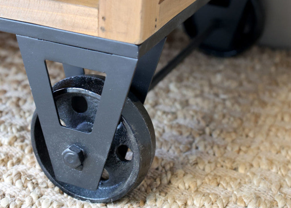 Holz Regal ANA auf Eisenrädern B 59,5 cm industriell