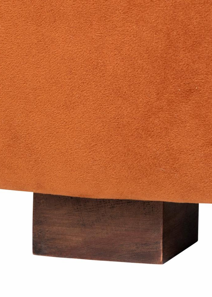 Sofa 2 Sitzer orange Velourstoff brauner Holzfuß