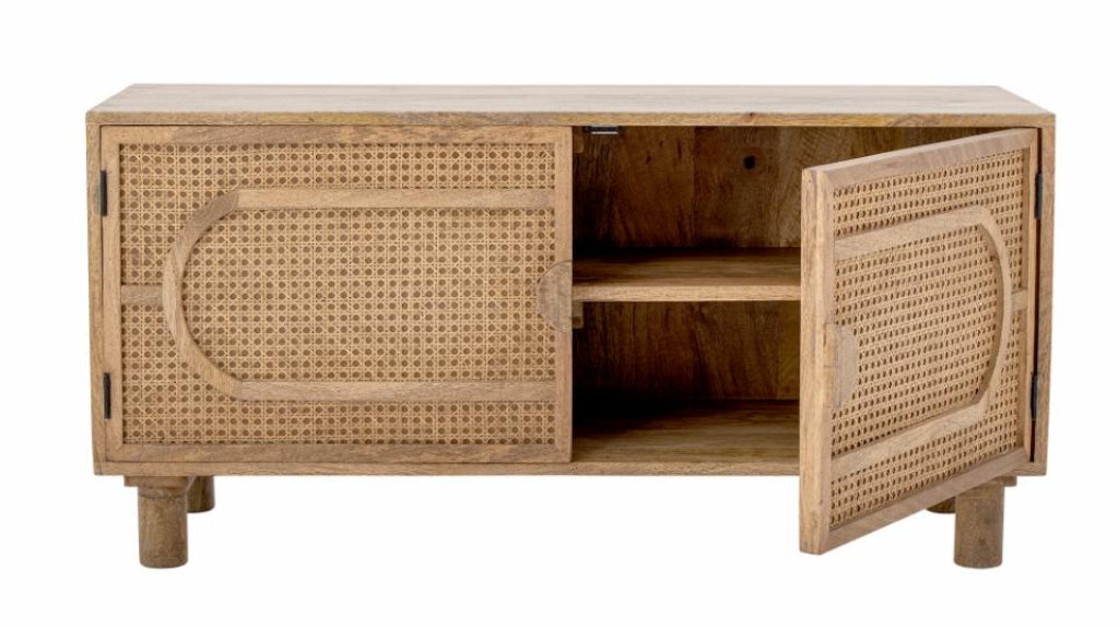 Boho Anrichte aus Mangoholz mit Wiener Geflecht und praktischem Stauraum für Wohnzimmer oder Flur.