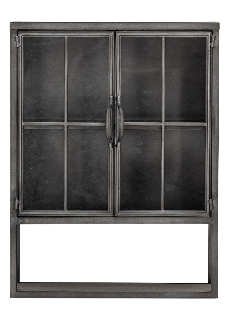 Stilvolle schwarze Vitrine mit Unterregal und sichtbaren Schweißnähten im rustikalen Industrial Look.