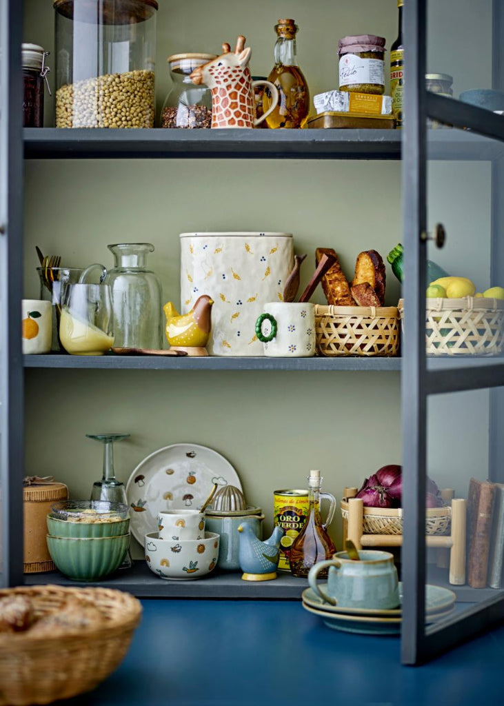 Wandvitrine grau Landhausstil